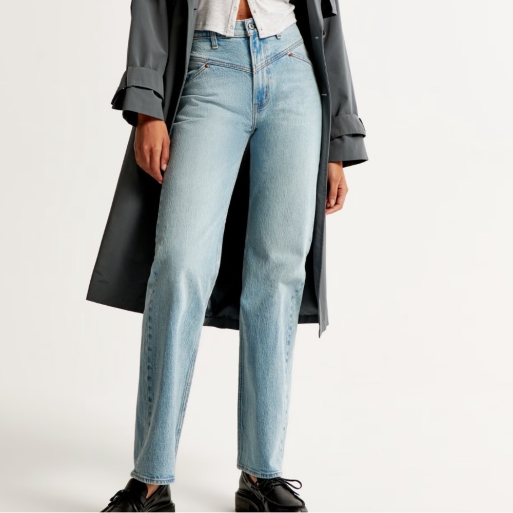Abercrombie & Fitch High Rise 90s Relaxed Jeans